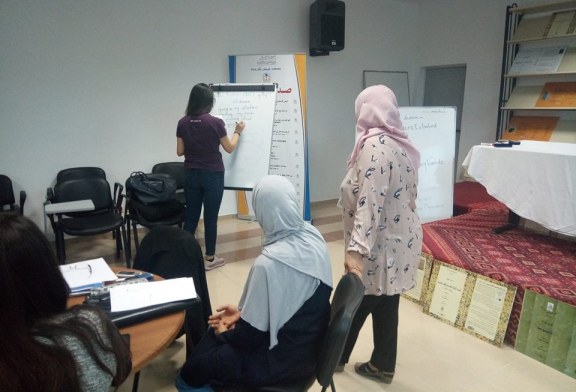 صور من ورشات بمعهد تونس للترجمة في التدريب على الترجمة من اللغتين العربية والفرنسية إلى اللغة الانجليزية